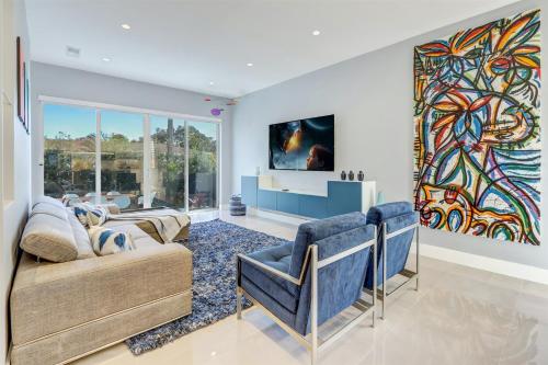 Deco Delight Central Hub in Miami, United States