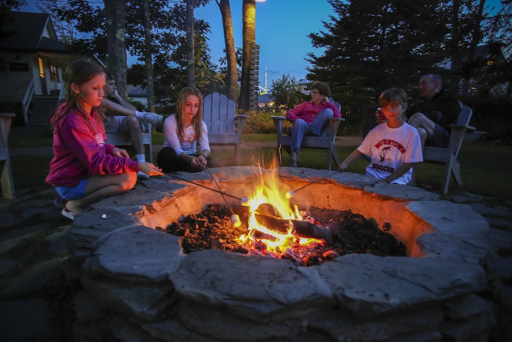 Spruce Point Inn - photo 39