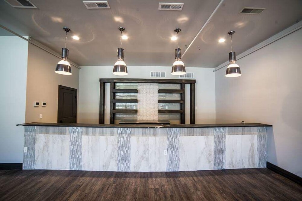 Okoboji Commons Hotel - photo 17