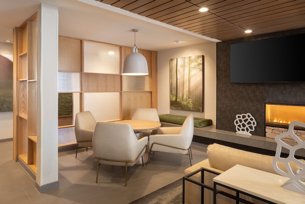 Fairfield Inn & Suites by Marriott Fresno North Shaw Avenue - photo 5