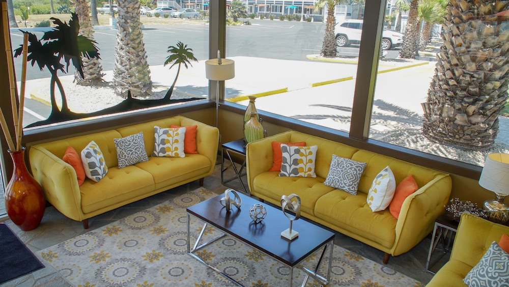 San Simeon Lodge - photo 3