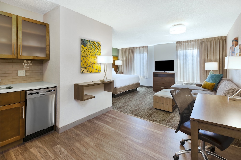 Staybridge Suites Columbia by IHG - photo 27