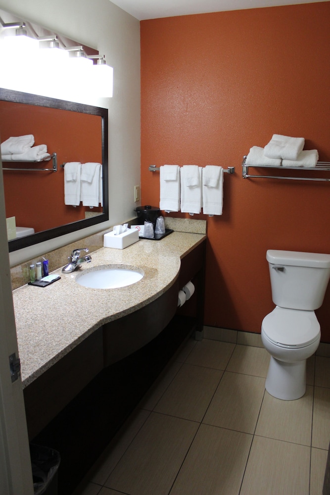 Sleep Inn North Liberty - photo 39