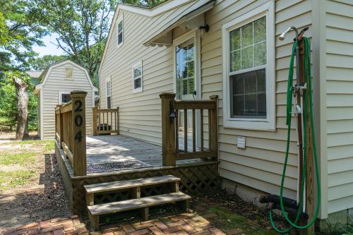 Bill's Place by Oak Island Accommodations - featured photo