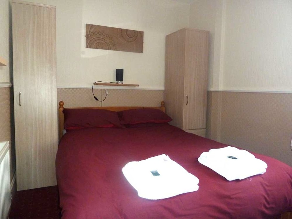 Delamere Hotel — Blackpool — photo 2
