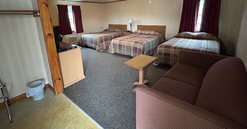 The Stevens Motel - photo 12