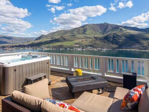 Raven`s View #64 in Chelan, United States
