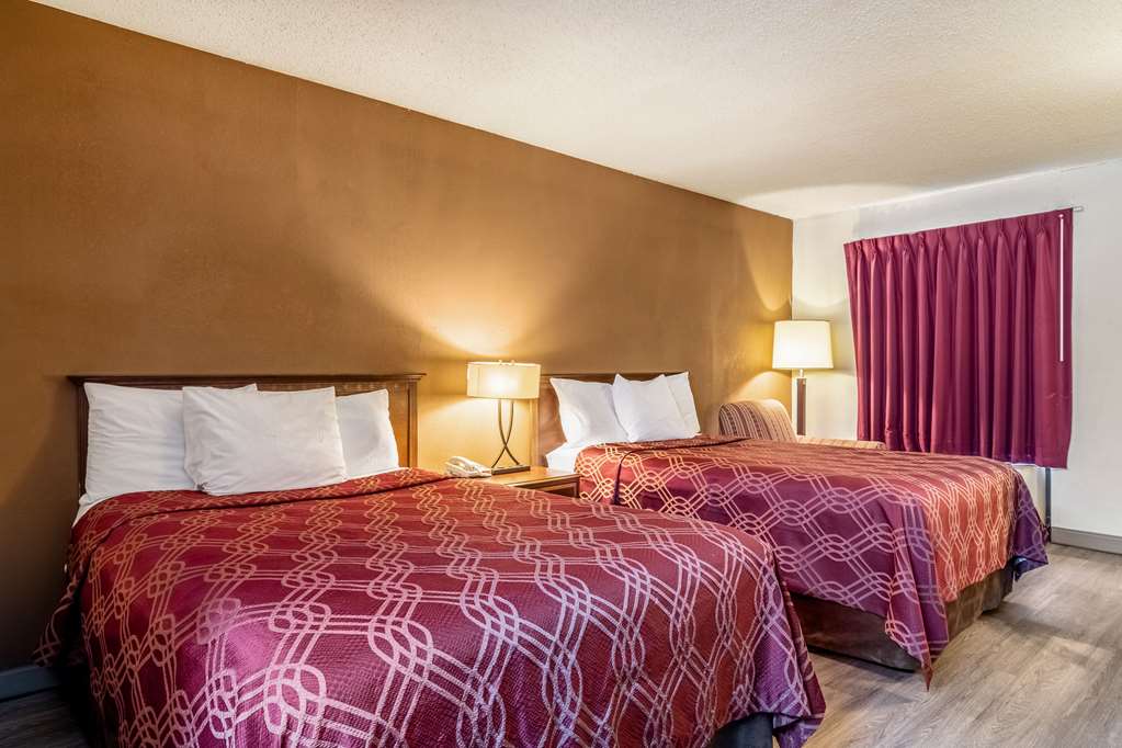 Econo Lodge Acworth East - photo 10