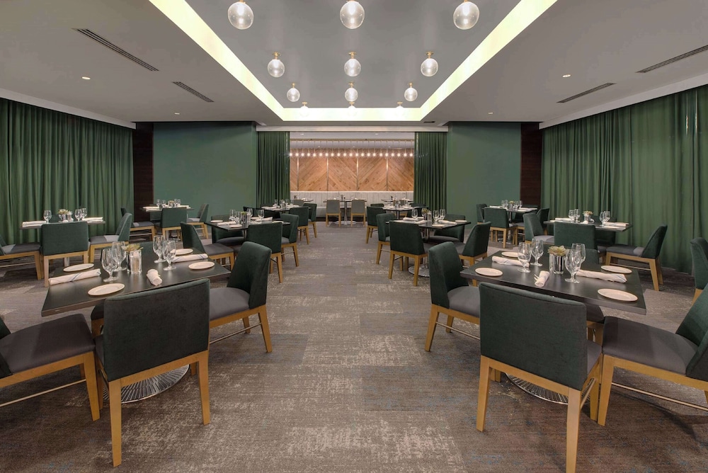 Hilton Atlanta - photo 35