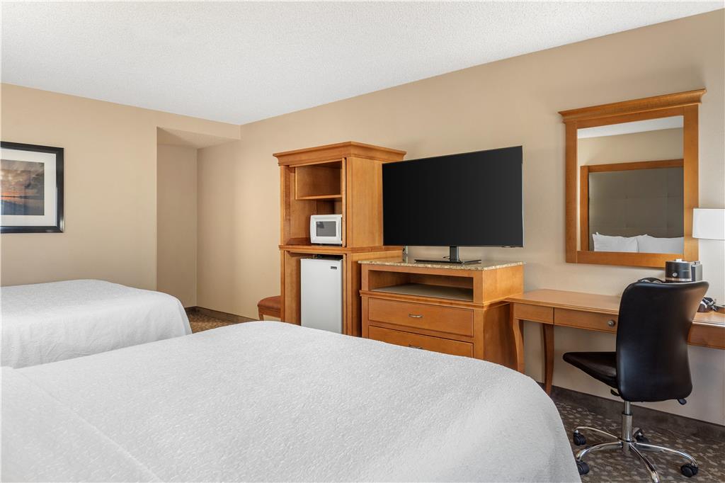 Best Western Plus Oak Harbor Hotel & Conference Center - photo 17
