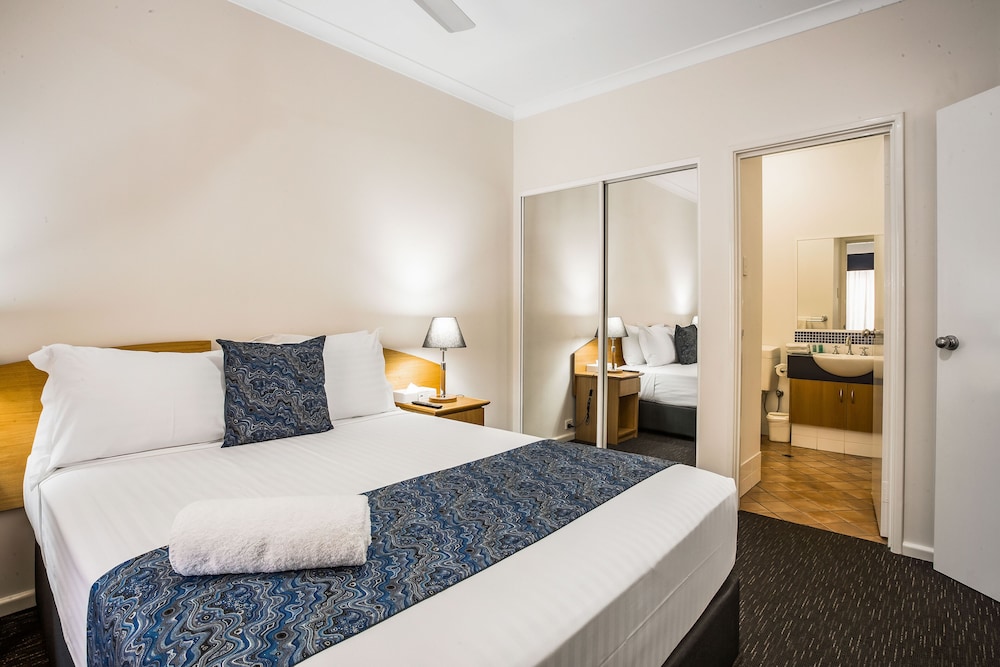 Karratha Central Apartments — 4-Star Luxury Hotel in Karratha, Australia