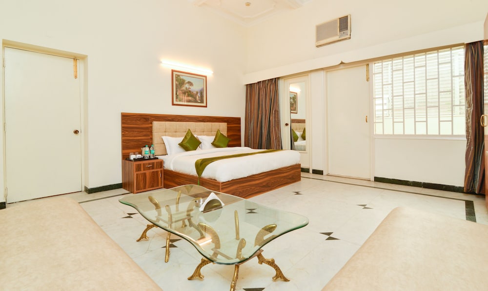 Treebo The Daffodils - last minute hotel in New Delhi