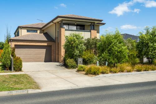 4BR Torquay Haven Up to 8 guests in Torquay, Australia