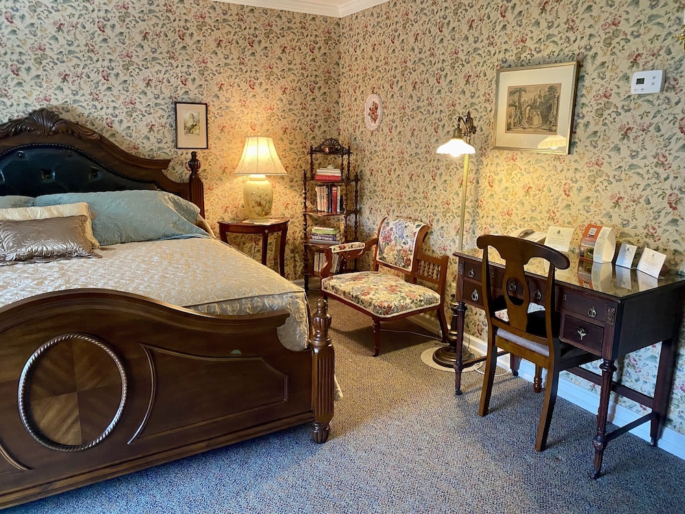 The Cypress Inn Bed & Breakfast - photo 20