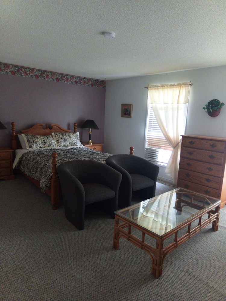 Princess Motel — Lindsay — photo 5