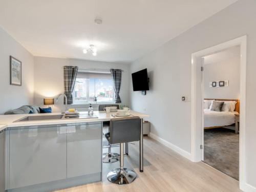 Madeline's View a smart and modern 1 bed property with the bonus of a large driveway parking area