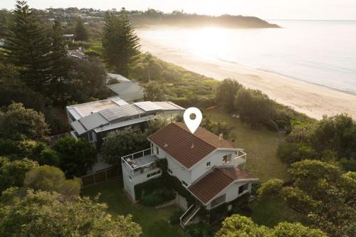 Daybreak Mollymook in Mollymook, Australia