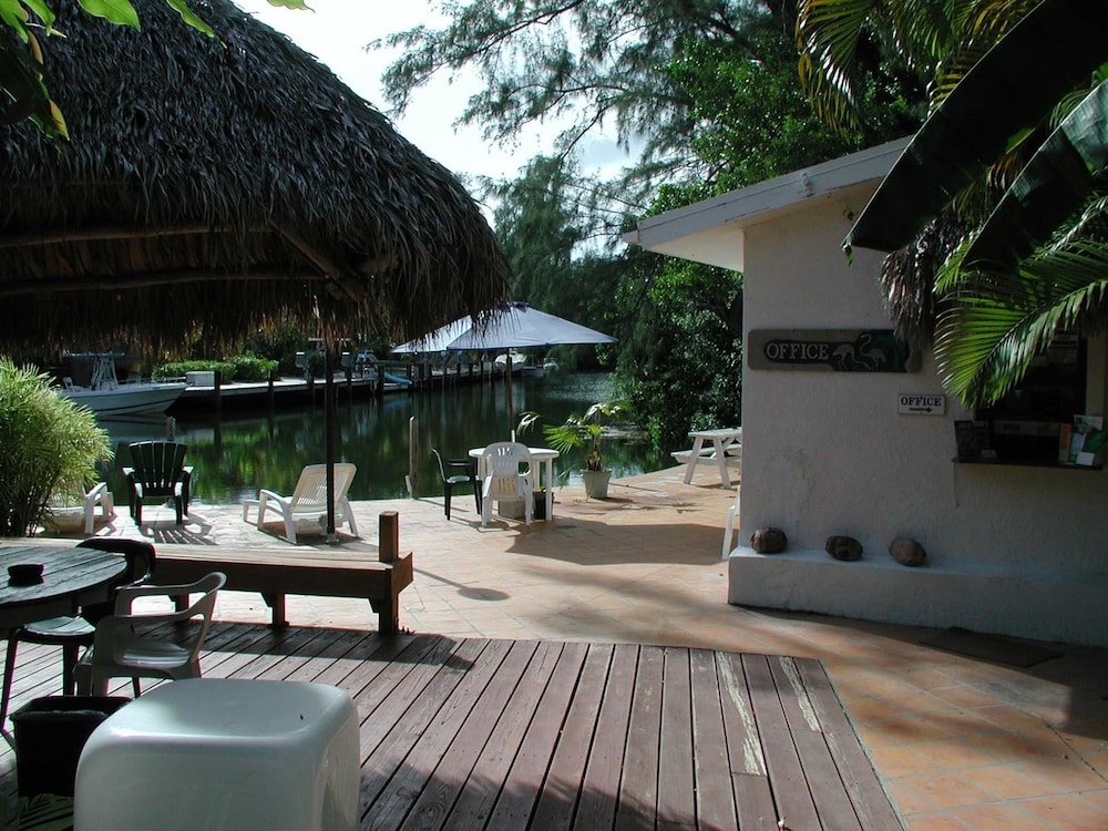 Conch On Inn Motel - carbon neutral hotel in Tavernier