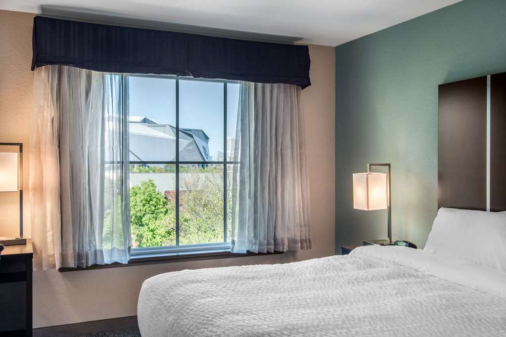 Clarion Inn & Suites Atlanta Downtown - photo 12
