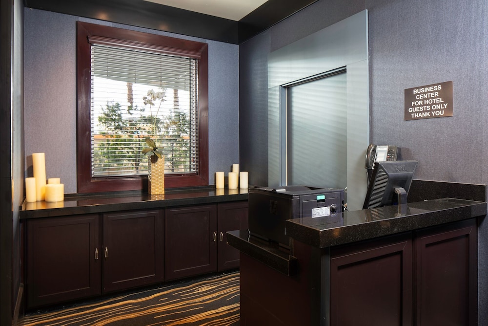The Platinum Hotel - photo 48