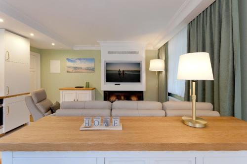 Villa Waldschloss App 2 — 4-Star Luxury Hotel in Seebad Bansin, Germany