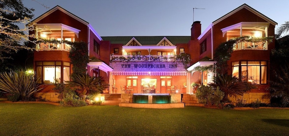 The Woodpecker Inn — 5-Star Luxury Hotel in Pretoria, South Africa