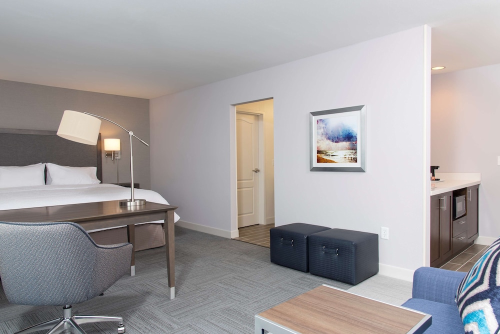 Hampton Inn & Suites Michigan City - photo 5