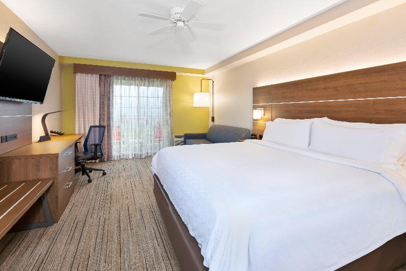 Holiday Inn Express & Suites Petoskey by IHG - photo 26