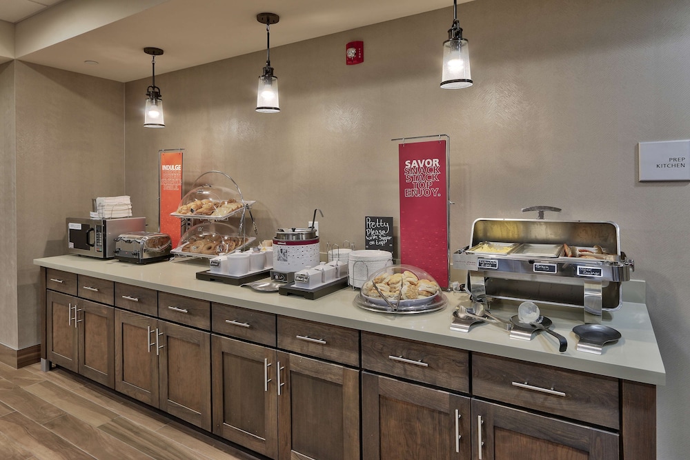 Hampton Inn & Suites Artesia - photo 30