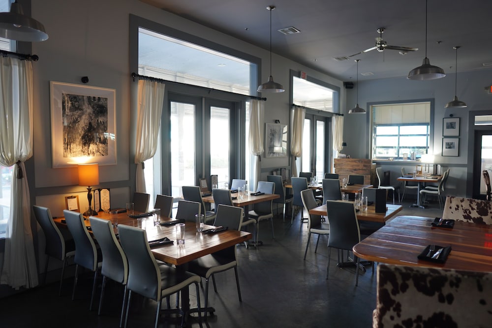 Hotel Whiskey in Pass Christian - photo 49
