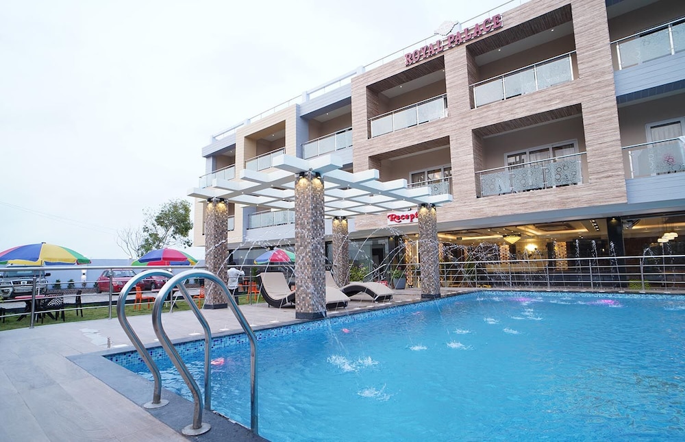 Royal Palace Beach Resort — Contai