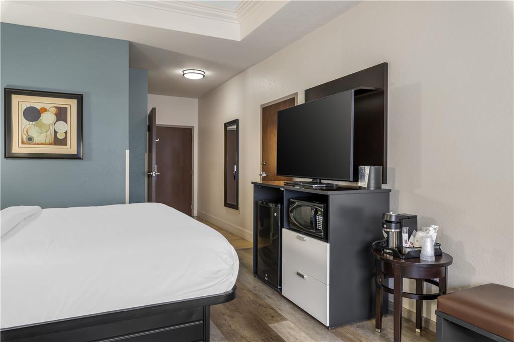 Best Western Plus JFK Inn & Suites - photo 45