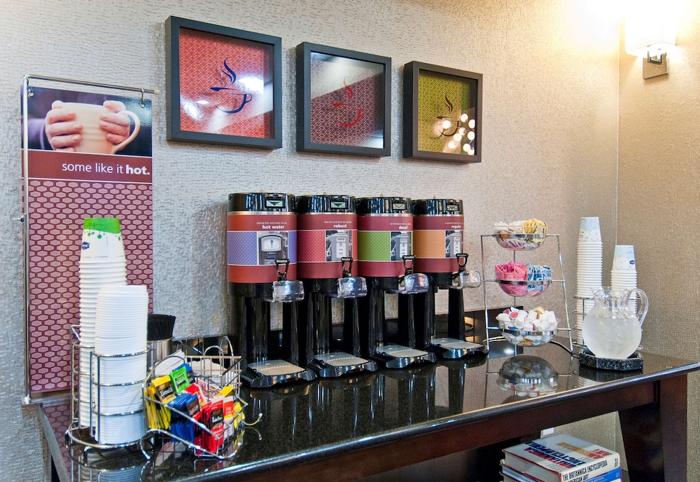 Hampton Inn Maumelle AR - photo 30