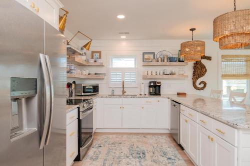 Barrycuda by Oak Island Accommodations - photo 25