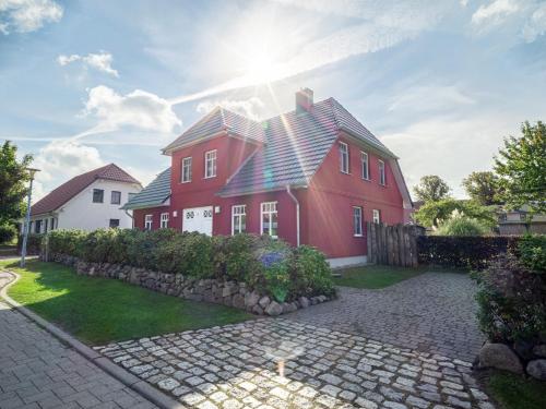 Haus Strandhafer Wf 07 — 4-Star Luxury Hotel in Wustrow, Germany