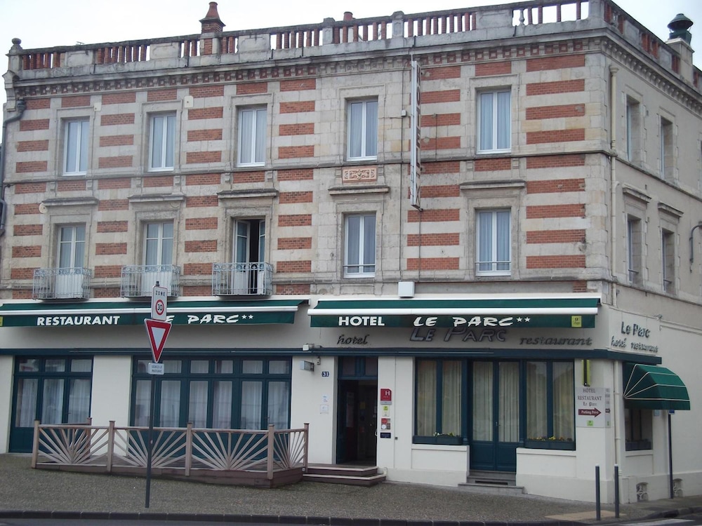 Hotel Restaurant Le Parc in Moulins, France