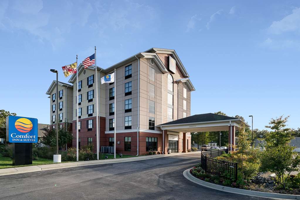 Comfort Inn & Suites Lexington Park near Pax River in Lexington Park, United States