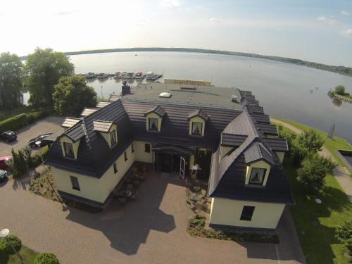 Bootshaus Neustrelitz - carbon neutral hotel in Neustrelitz