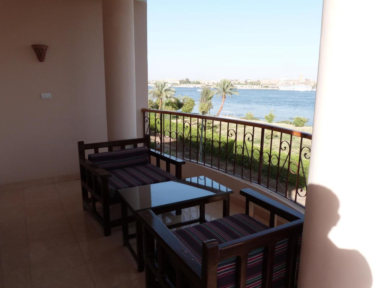Luxor Plaza House