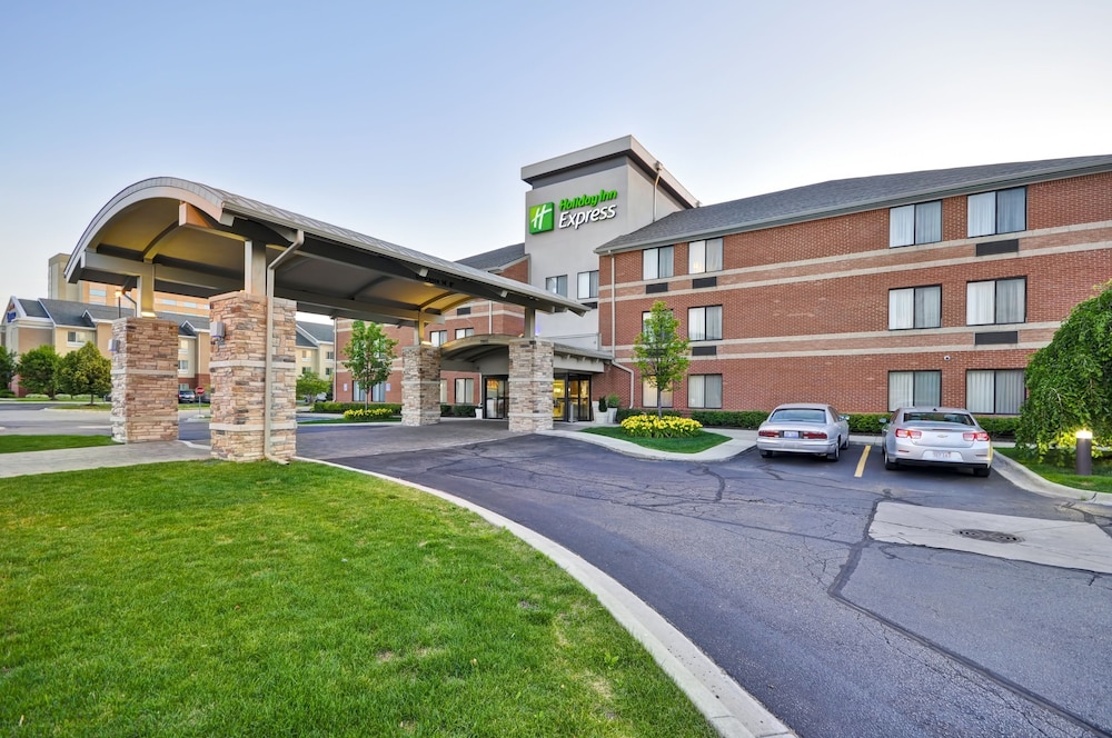 Holiday Inn Express Romulus Detroit Airport in Romulus, United States