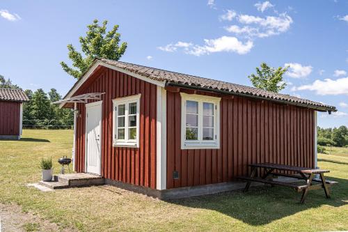 Husdjursvänlig semesterstuga Lillaskogen in Haessleholm, Sweden