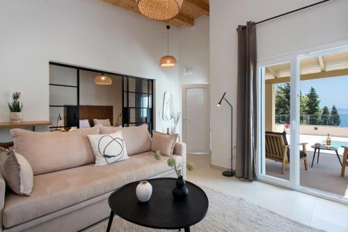 Okeanos Villa by Anita Holiday Homes — 4-Star Luxury Hotel in Perama, Greece