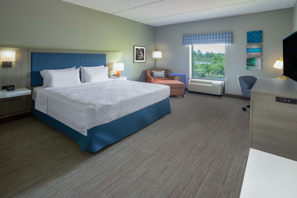 Hampton Inn Harriman Woodbury - photo 20