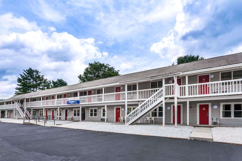 Travelodge by Wyndham Great Barrington Berkshires - featured photo