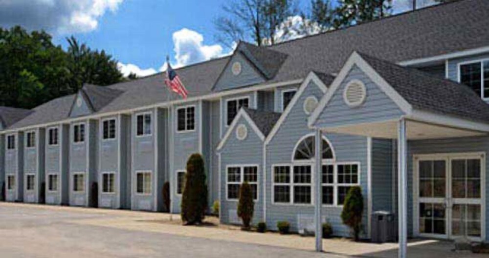 Microtel Inns And Suites Marienville - featured photo