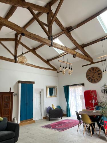 Virolet Barn - carbon neutral hotel in Unknown City
