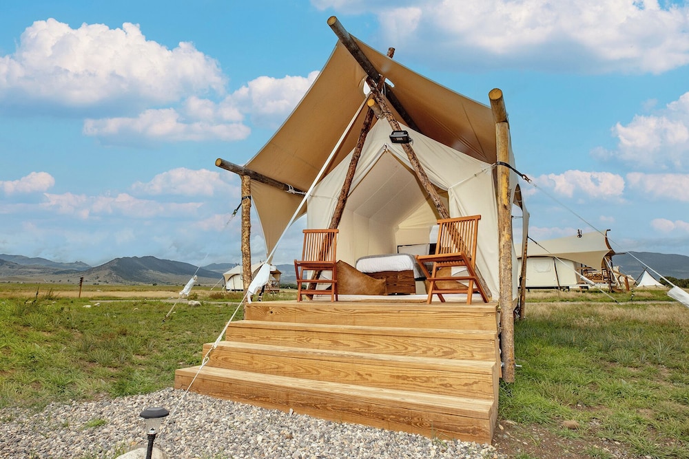 Under Canvas North Yellowstone - photo 28