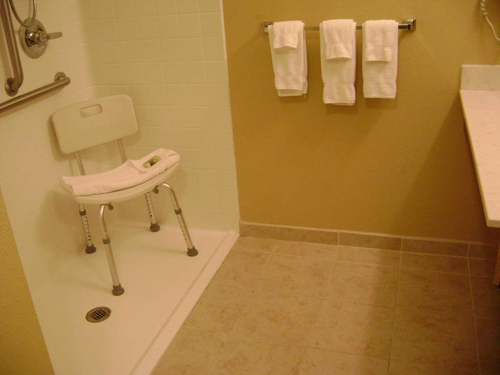 Crossings by GrandStay Pipestone - photo 11