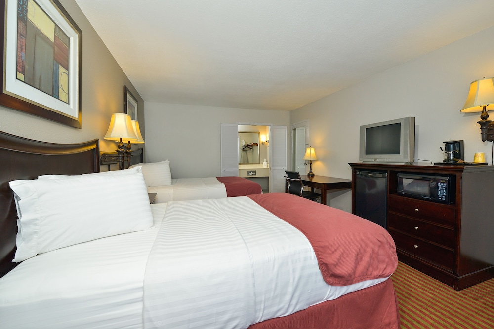 The Dels Pittsburg - photo 19