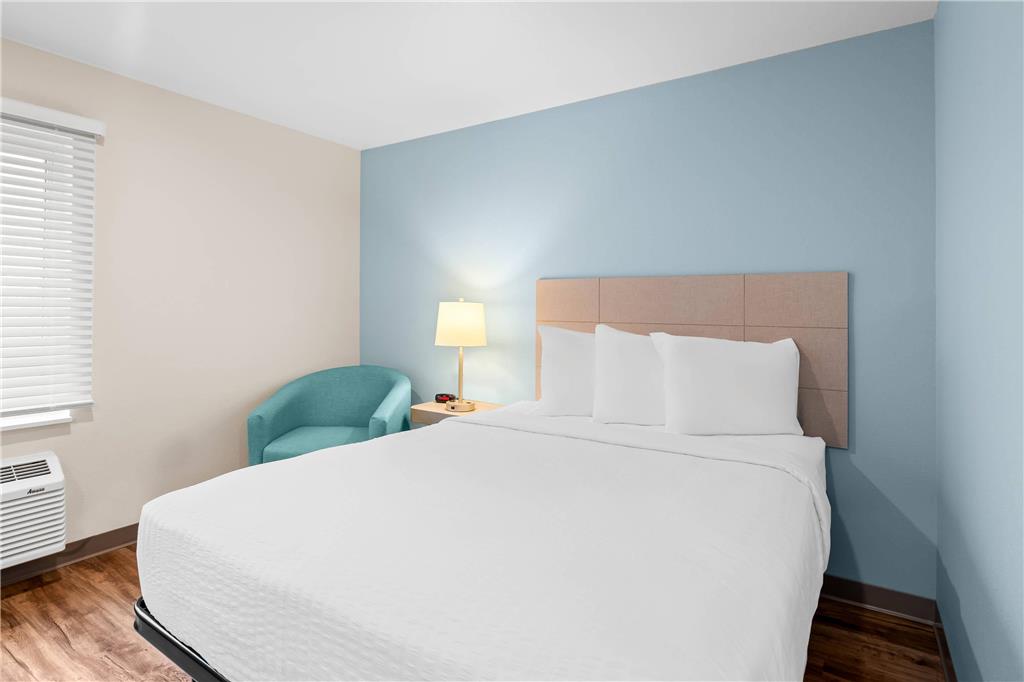 WoodSpring Suites Richmond Airport - photo 14